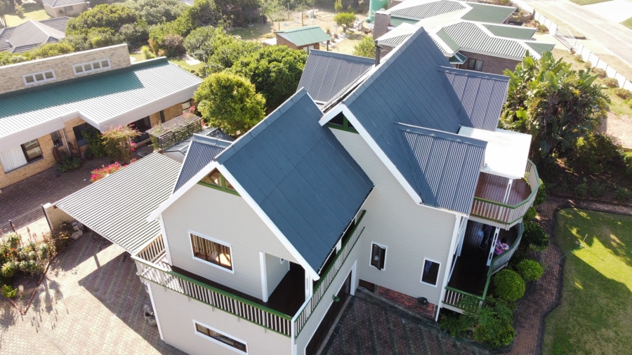 5 Bedroom Property for Sale in Hersham Western Cape